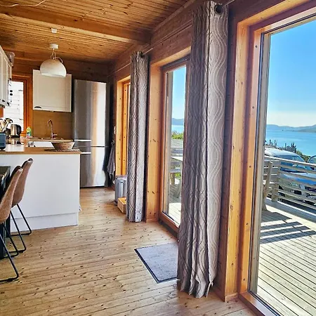 Mikkelvik Brygge Mikkelvika