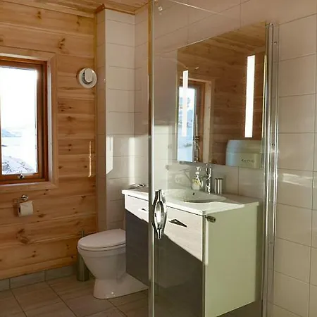 Holiday home Mikkelvik Brygge Mikkelvika