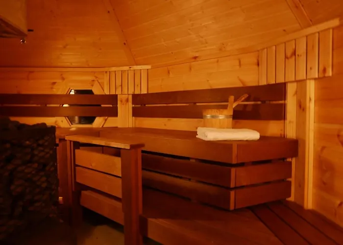 Mikkelvik Brygge Mikkelvika