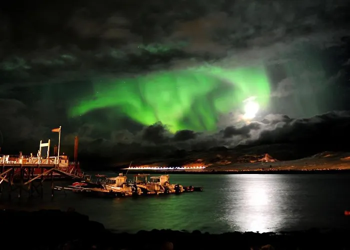 Mikkelvik Brygge * Mikkelvika