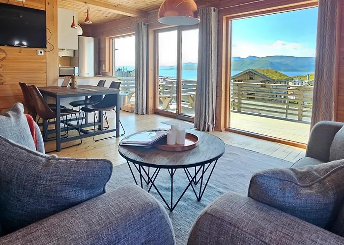 Mikkelvik Brygge * Mikkelvika