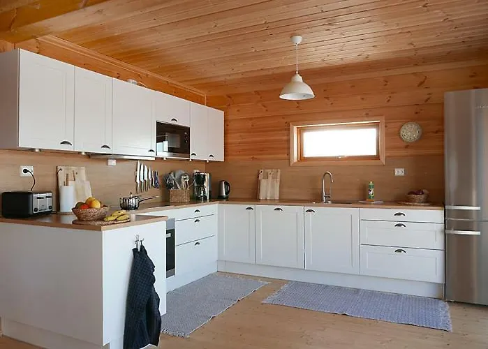 Mikkelvik Brygge * Mikkelvika