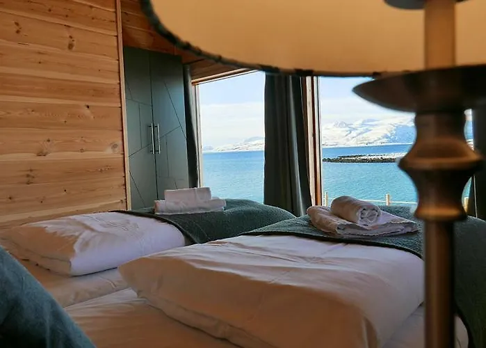 Mikkelvik Brygge * Mikkelvika